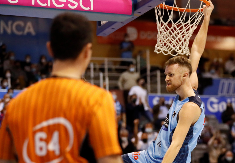 Dzanan  Musa se lleva otro premio con el Río  Breogán