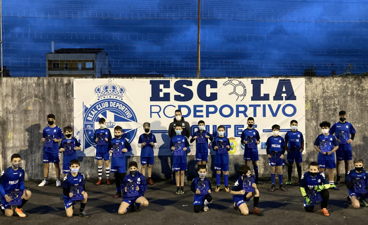 Fin de trimestre de la Escola RC Deportivo en cuatro sedes