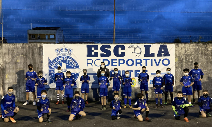 Fin de trimestre de la Escola RC Deportivo en cuatro sedes