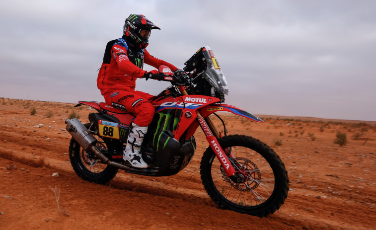 Barreda gana la cuarta etapa y se mete en la lucha por la general de motos
