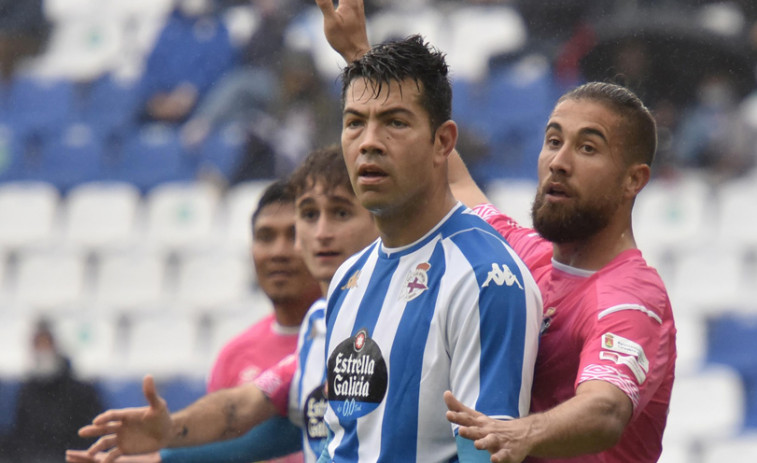 Miku, ‘pichichi’ en solitario, falló el penalti que habría sido la sentencia
