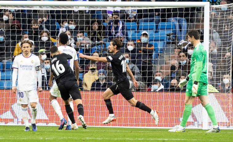 Militao salva el homenaje a Gento