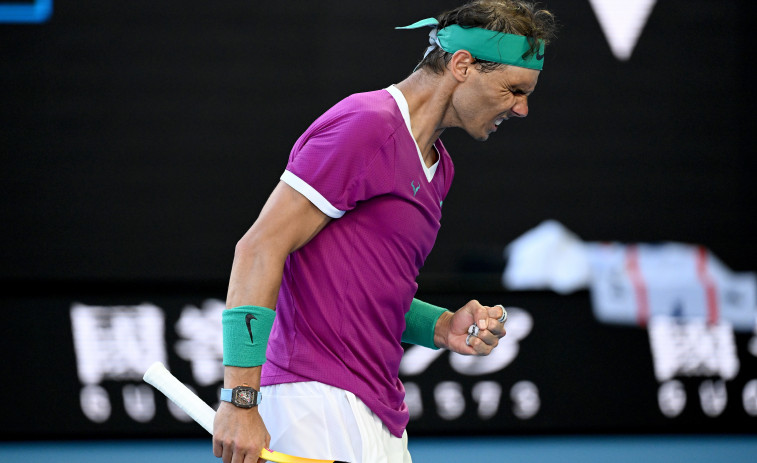 Nadal evita la remontada Shapovalov pese a sus problemas físicos y pasa a semifinales en Australia