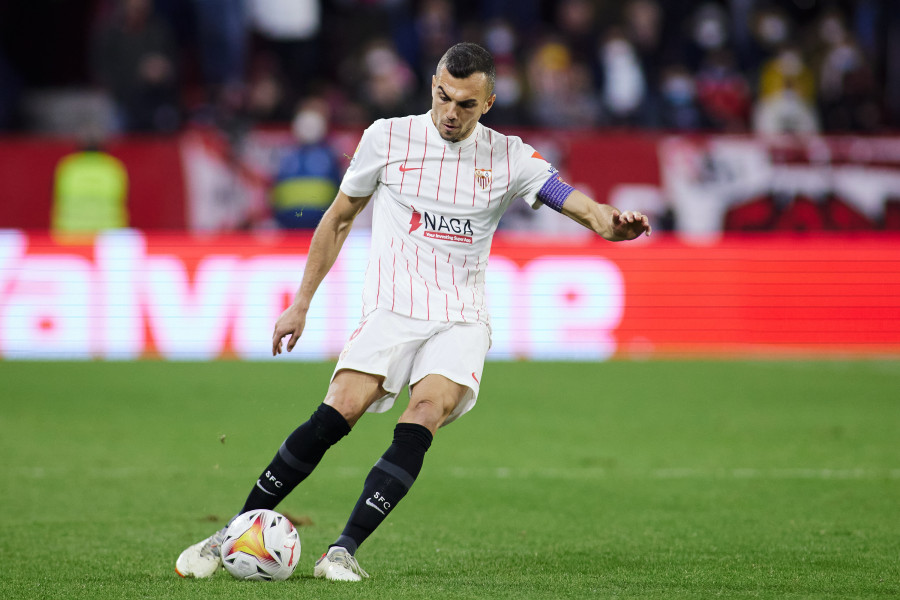 El centrocampista Joan Jordán renueva con el Sevilla hasta 2027