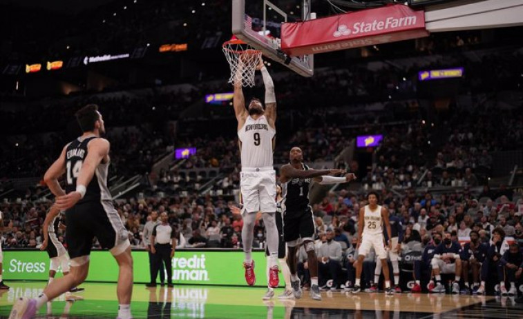 Willy Hernangómez ayuda a los Pelicans a romper su mala racha