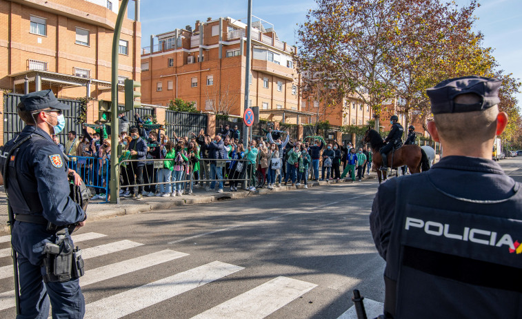 Diez detenidos por los altercados del derbi de Copa del Rey en Sevilla