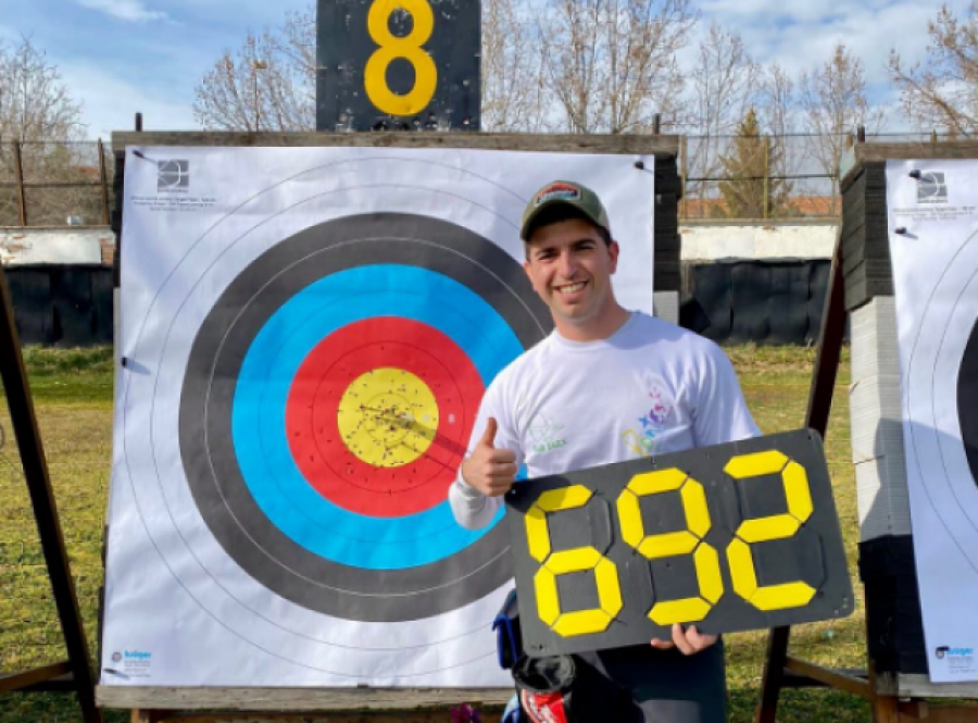 Miguel Alvariño bate el récord de España de tiro con arco recurvo