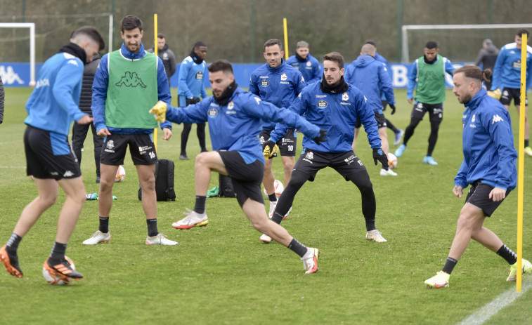 El Deportivo persigue en los entrenamientos poner fin a su sequía