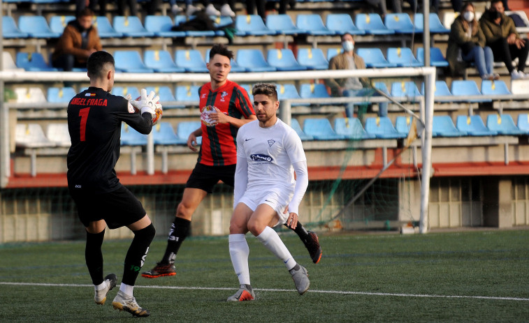 La recuperación del Silva pasa por sumar en su visita al Estradense