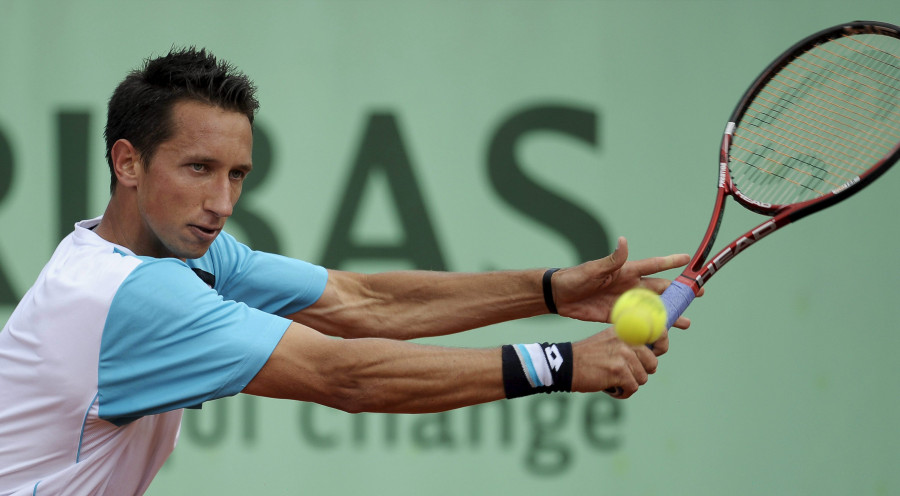 El tenista ucraniano Stakhovsky va a la guerra: "Si tengo que usar un arma, la usaré"