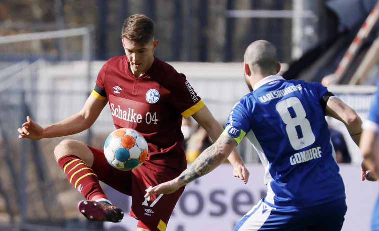 Se dispara la venta de camisetas del Schalke sin el logo del patrocinador ruso