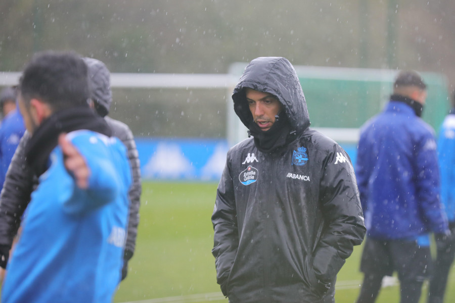 Trilli mejora para el partido ante el Racing de Ferrol, pero no así Víctor García ni Mackay