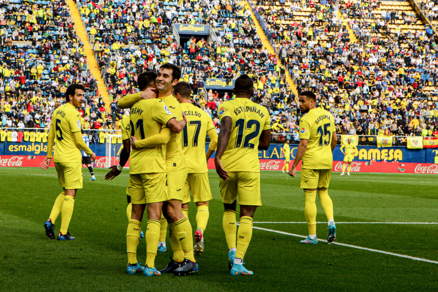 El Villarreal cumple 99 años y homenajea a jugadores con más de 100 partidos