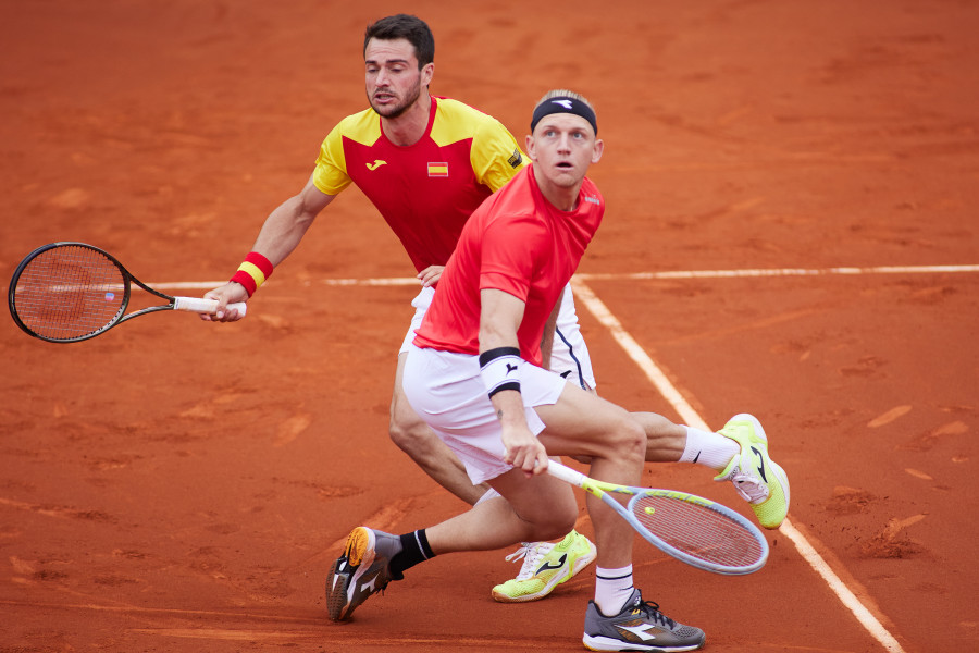 Davidovich y Martínez superan el debut y Andújar y Carballés se despiden de Indian Wells