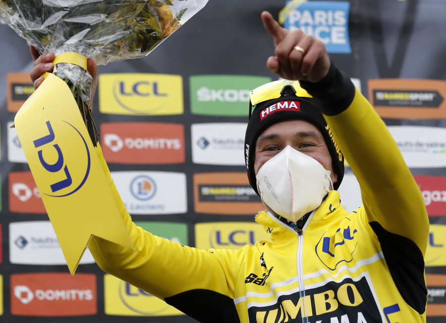 Roglic se apunta la París Niza tras resistir la emboscada de Simon Yates