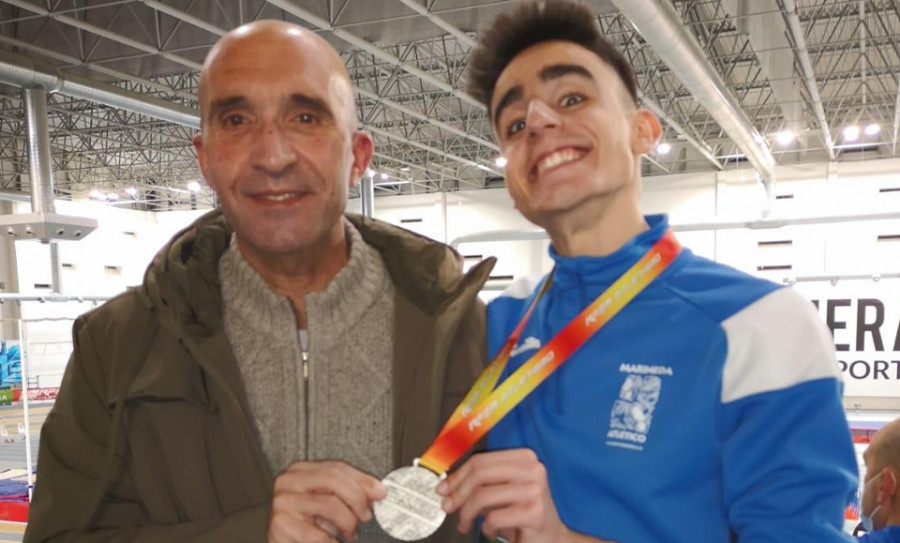 Hugo Vázquez y María Fernández suben al podio en  el Nacional sub-20