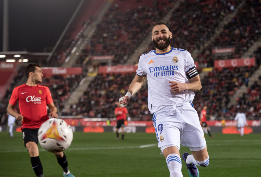 Benzema y Vinicius ponen al Madrid rumbo al título en Mallorca