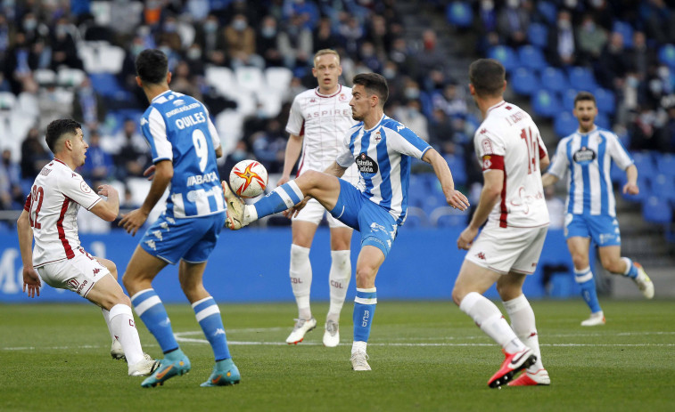 El Deportivo vuelve a la senda del triunfo, pero sin convencer