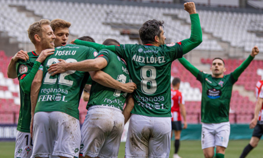 El Racing de Ferrol firma su cuarto triunfo seguido y se sitúa a dos del Depor