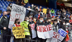 Imágenes del ambiente en Riazor con La Roja