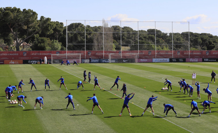 Simeone apura la preparación del equipo sin Herrera y con Hermoso