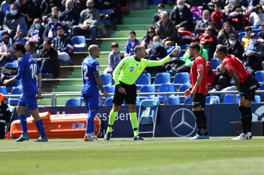 "Me debes una" de Mateu Lahoz a Enes Ünal enciende al mallorquinismo