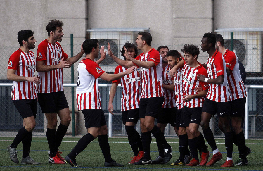 Remontada del Arteixo ante un Montañeros que queda tocado