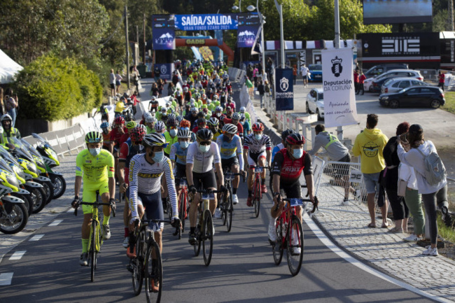 Gran Fondo Ézaro encara una nueva edición con 142 km y doble paso por el muro