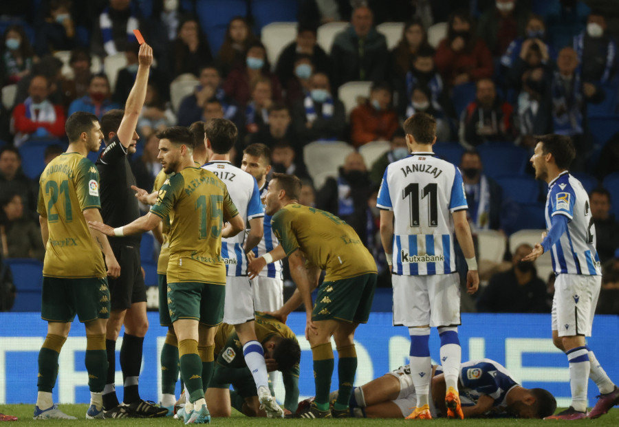 Puestos en libertad los dos detenidos en los incidentes previos al partido Real Sociedad-Betis