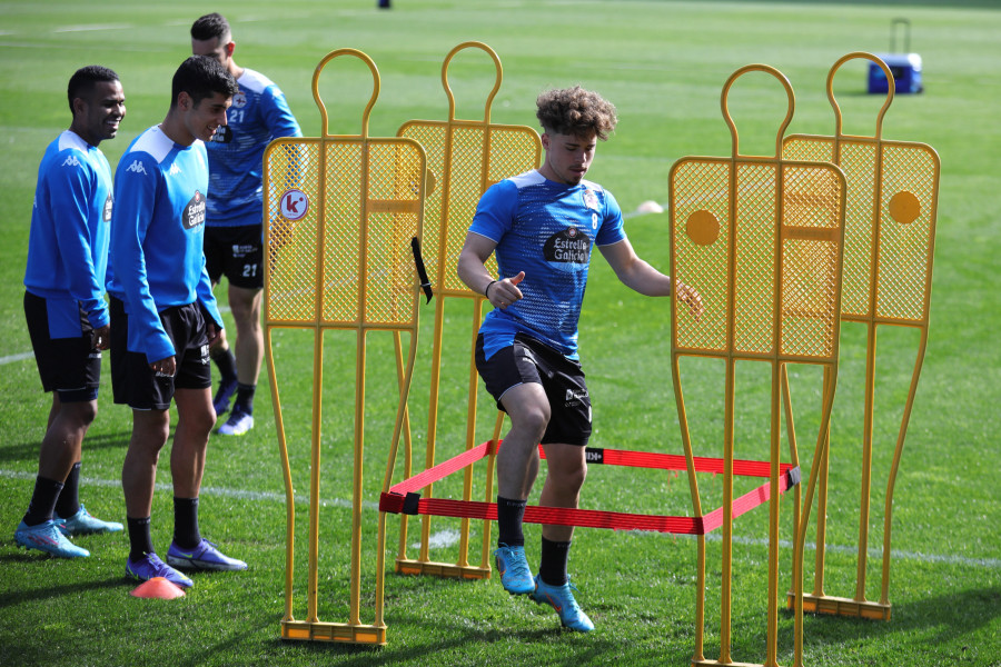 Cuatro entrenamientos, uno en Riazor, pensando en el Talavera