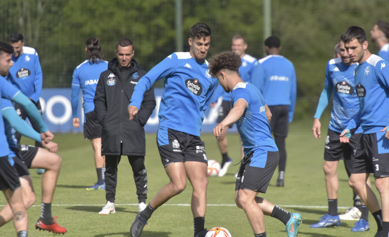 Menudo se queda fuera de los planes del Depor por molestias físicas