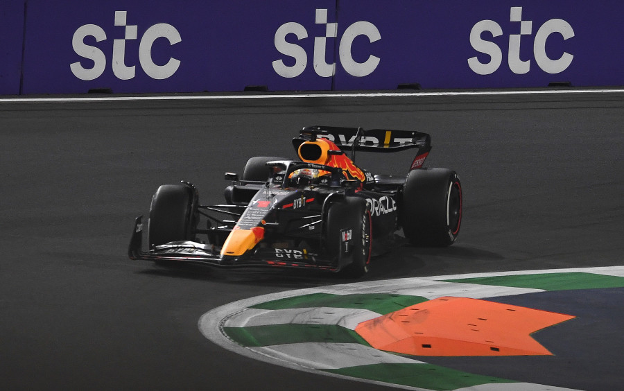 Verstappen saldrá primero en Imola y Sainz remonta del décimo al cuarto