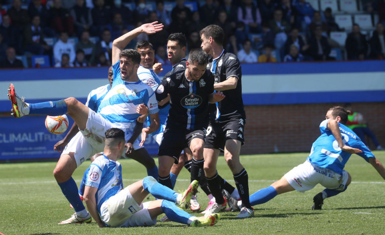 El Deportivo recoge un punto y siembra dudas
