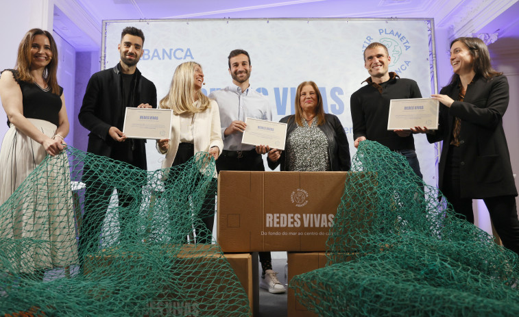 Depor, Celta y Lugo recibieron ayer 30 redes recicladas