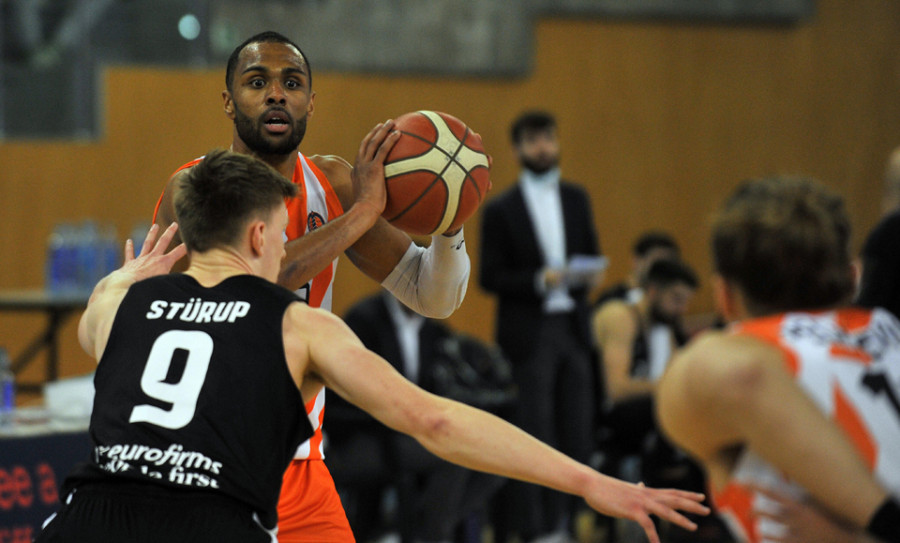 Leyma Basquet Coruña, las cuentas claras