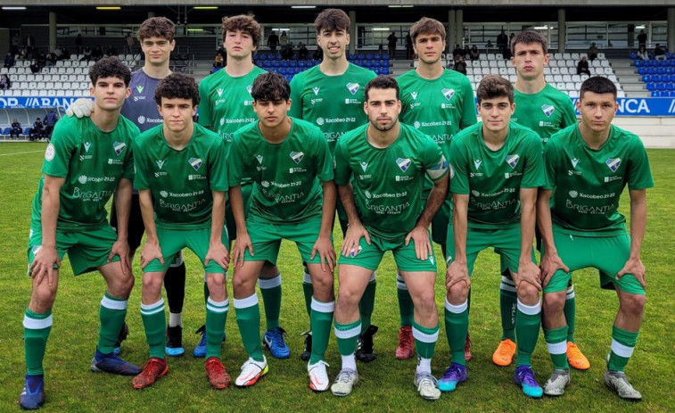 El Ural aguanta una hora ante un Depor con fondo de armario