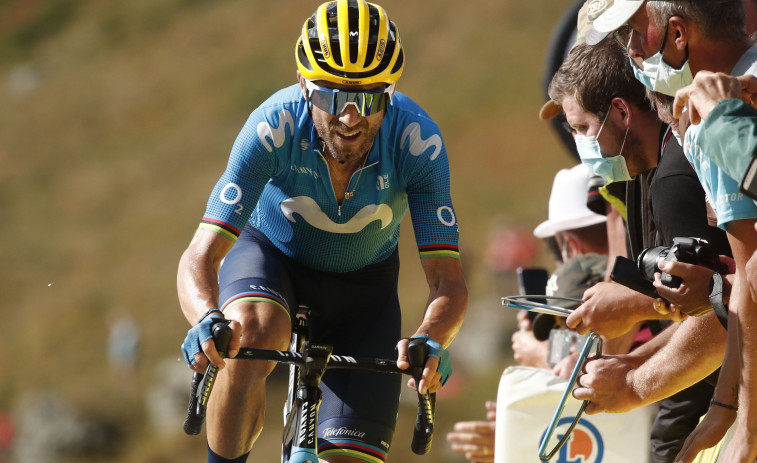 Valverde e Iván Sosa al frente del Movistar para el Giro de Italia