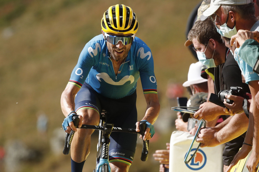 Valverde e Iván Sosa al frente del Movistar para el Giro de Italia