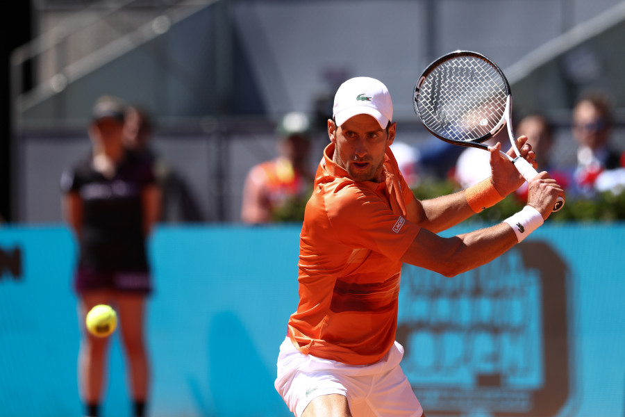 Djokovic, a semifinales sin desgaste