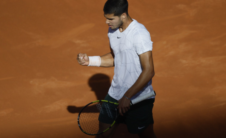 Alcaraz se rehace, vence a Nadal y se enfrentará a Djokovic en semifinales