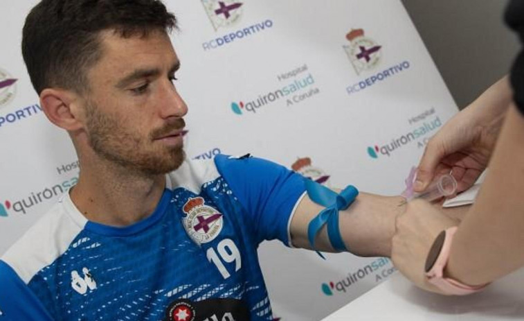 Los Servicios Médicos del club someten  al plantel a una analítica de control