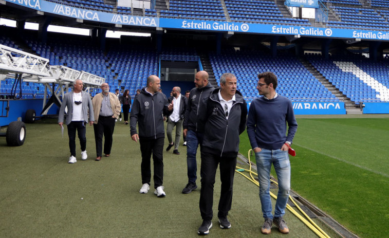 Riazor pasa la ‘ITV’, la Federación examinó el campo blanquiazul