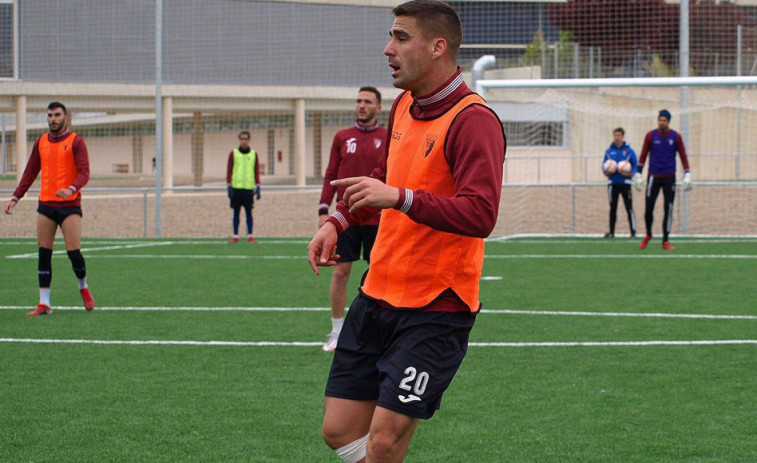 Diego Royo (CD Tudelano) : “Ya estamos descendidos; vamos a Riazor sin presión, a ganar”