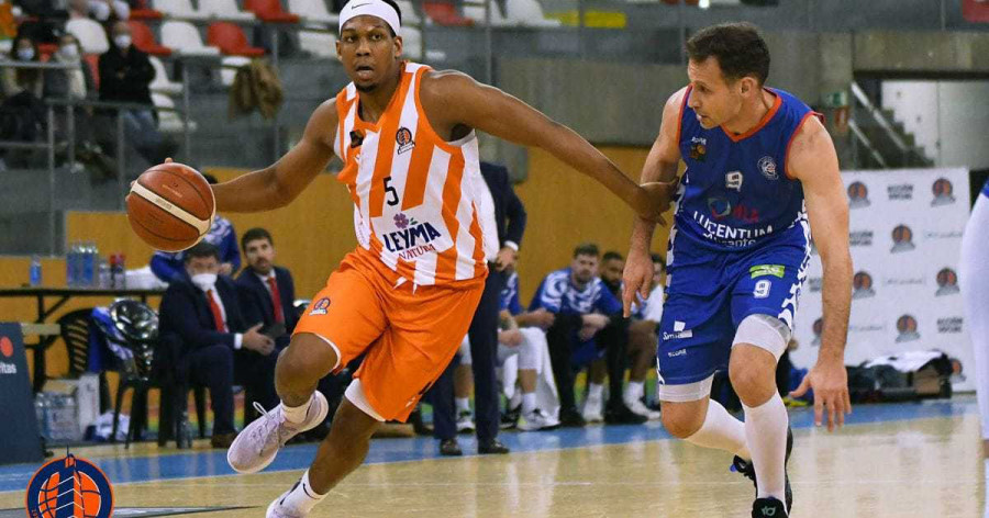 Kadre Gray y el Leyma Coruña separan sus caminos