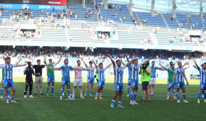 El Depor consolida la segunda plaza en un partido de locura y con más sufrimiento del previsto (4-3)