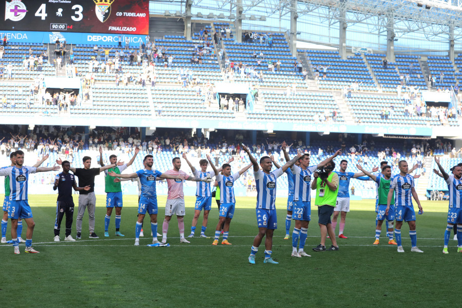 El Depor consolida la segunda plaza en un partido de locura y con más sufrimiento del previsto (4-3)