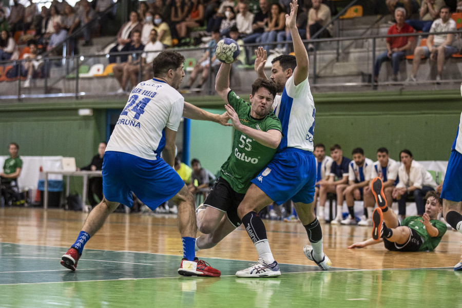 El Xiria vence en el derbi a un OAR que ya piensa en la fase de ascenso