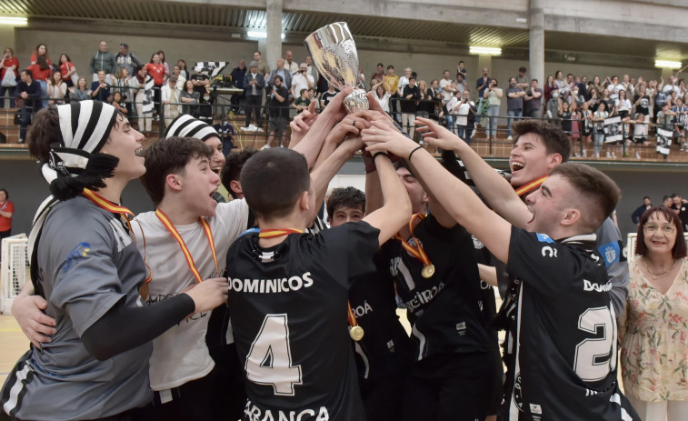 El Dominicos, campeón de España juvenil delante de sus aficionados