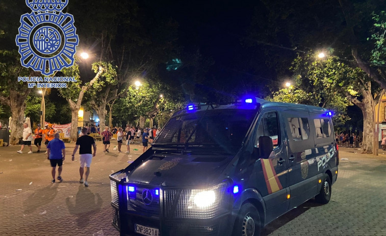 Detenidos cinco hinchas del Eintracht por agredir a los del Rangers