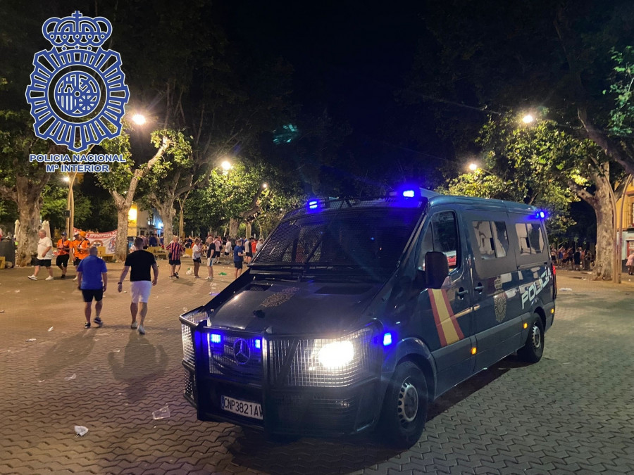 Detenidos cinco hinchas del Eintracht por agredir a los del Rangers